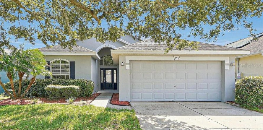 House in Sanford, Florida 3 bedrooms, 143.91 sq.m. № 2425223