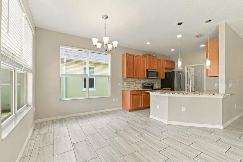 House in Sanford, Florida 3 bedrooms, 143.91 sq.m. № 2425223 - photo 5