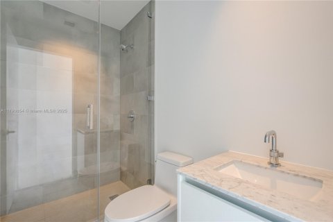 Condo in Miami, Florida, 3 bedrooms  № 1712869 - photo 29