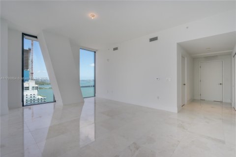 Condo in Miami, Florida, 3 bedrooms  № 1712869 - photo 16