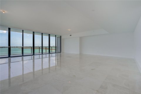 Condo in Miami, Florida, 3 bedrooms  № 1712869 - photo 11