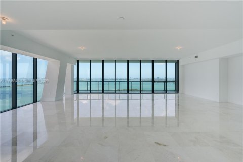 Condo in Miami, Florida, 3 bedrooms  № 1712869 - photo 7
