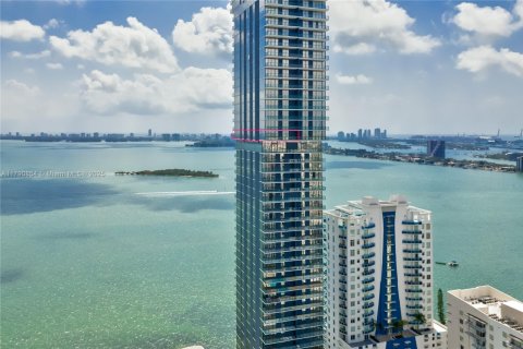 Condo in Miami, Florida, 3 bedrooms  № 1712869 - photo 6