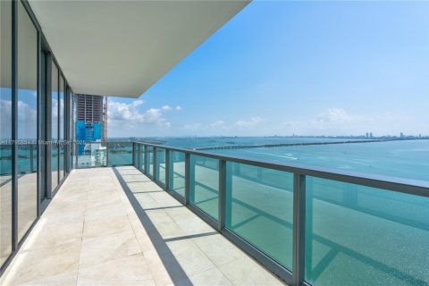 Condo in Miami, Florida, 3 bedrooms  № 1712869 - photo 2