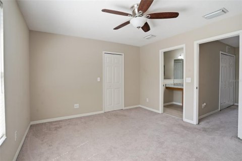 Touwnhouse à vendre à Land O' Lakes, Floride: 2 chambres, 120.4 m2 № 2216324 - photo 23