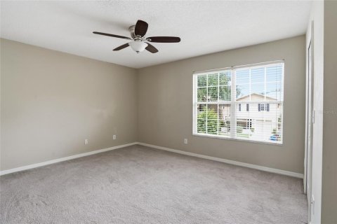 Touwnhouse à vendre à Land O' Lakes, Floride: 2 chambres, 120.4 m2 № 2216324 - photo 19