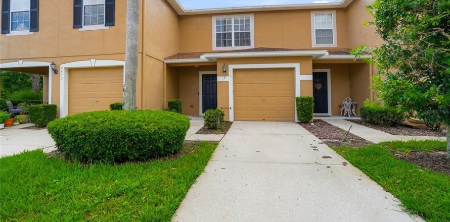 Touwnhouse à Land O' Lakes, Floride 2 chambres, 120.4 m2 № 2216324