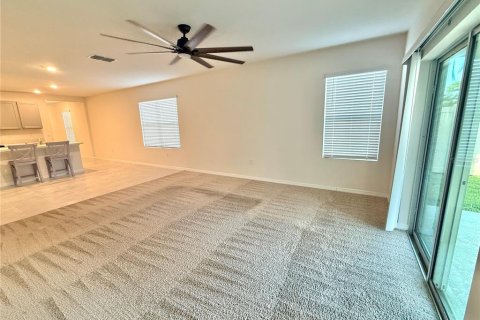 Casa en alquiler en Edgewater, Florida, 3 dormitorios, 150.04 m2 № 1902869 - foto 12