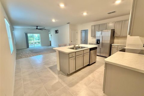 Casa en alquiler en Edgewater, Florida, 3 dormitorios, 150.04 m2 № 1902869 - foto 4