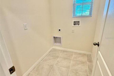 Casa en alquiler en Edgewater, Florida, 3 dormitorios, 150.04 m2 № 1902869 - foto 27