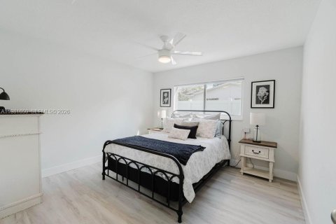 Купить виллу или дом в Пемброк-Пайнс, Флорида 4 спальни, 185.06м2, № 2043717 - фото 11