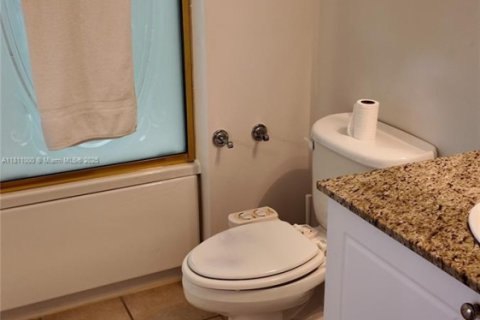 Condominio en venta en Aventura, Florida, 2 dormitorios, 115.66 m2 № 1937562 - foto 25