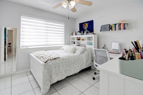 Villa ou maison à vendre à Miami, Floride: 3 chambres, 133.13 m2 № 1726347 - photo 19