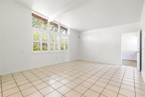 House in Tampa, Florida 3 bedrooms, 151.52 sq.m. № 1894188 - photo 6