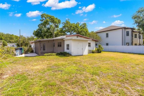 House in Tampa, Florida 3 bedrooms, 151.52 sq.m. № 1894188 - photo 28