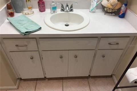 Copropriété à vendre à Holiday, Floride: 2 chambres, 76.64 m2 № 2199990 - photo 12