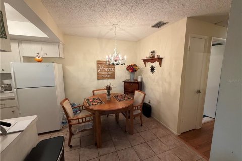 Copropriété à vendre à Holiday, Floride: 2 chambres, 76.64 m2 № 2199990 - photo 11