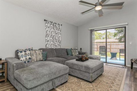 House in Sarasota, Florida 3 bedrooms, 105.72 sq.m. № 1754756 - photo 27