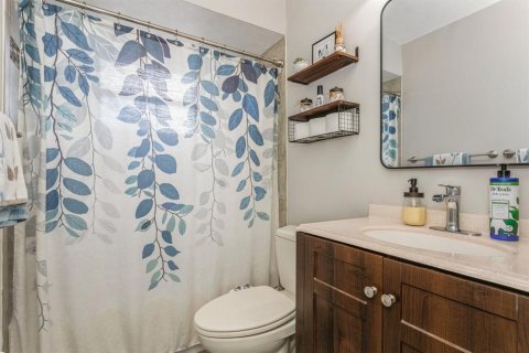 House in Sarasota, Florida 3 bedrooms, 105.72 sq.m. № 1754756 - photo 13