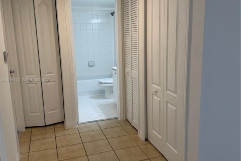 Copropriété à louer à Pembroke Pines, Floride: 3 chambres, 95.13 m2 № 1973742 - photo 13