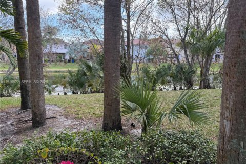 Copropriété à louer à Pembroke Pines, Floride: 3 chambres, 95.13 m2 № 1973742 - photo 23