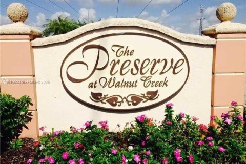 Copropriété à louer à Pembroke Pines, Floride: 3 chambres, 95.13 m2 № 1973742 - photo 27