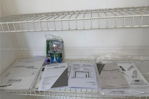 Copropriété à louer à Pembroke Pines, Floride: 3 chambres, 95.13 m2 № 1973742 - photo 28