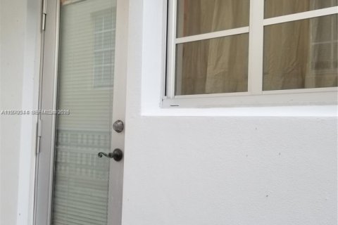 Copropriété à louer à Miami Beach, Floride: 43.85 m2 № 2046125 - photo 6