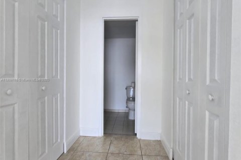 Купить кондоминиум в Майами, Флорида 2 спальни, 89.84м2, № 1920743 - фото 19