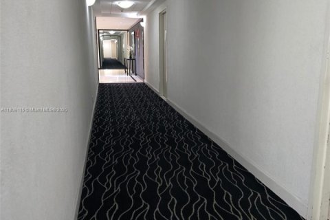 Купить кондоминиум в Майами, Флорида 2 спальни, 89.84м2, № 1920743 - фото 7