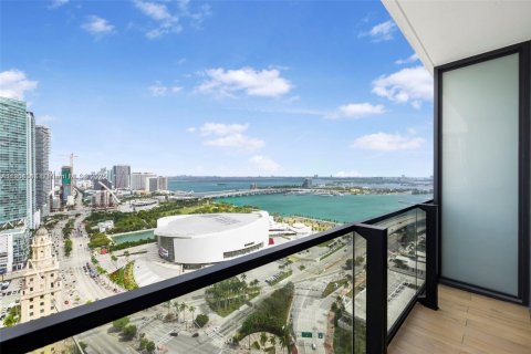 Снять в аренду кондоминиум в Майами, Флорида 1 спальня, 39.95м2, № 1955321 - фото 16