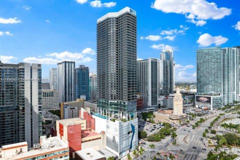 Снять в аренду кондоминиум в Майами, Флорида 1 спальня, 39.95м2, № 1955321 - фото 1