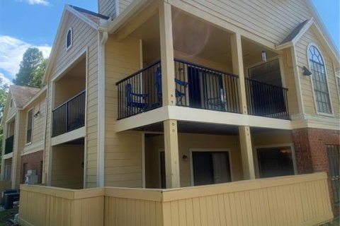 Condominio en alquiler en Tampa, Florida, 2 dormitorios, 98.48 m2 № 2116411 - foto 2