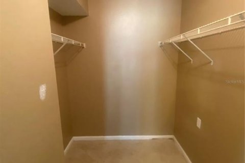Condominio en alquiler en Tampa, Florida, 2 dormitorios, 98.48 m2 № 2116411 - foto 9