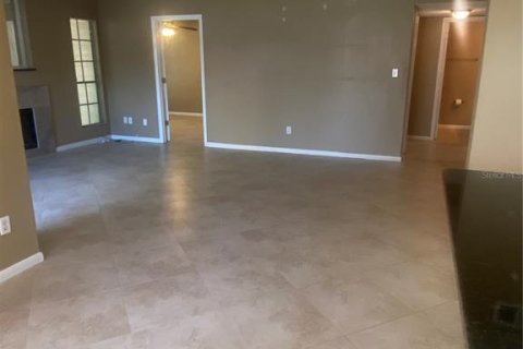 Condominio en alquiler en Tampa, Florida, 2 dormitorios, 98.48 m2 № 2116411 - foto 6