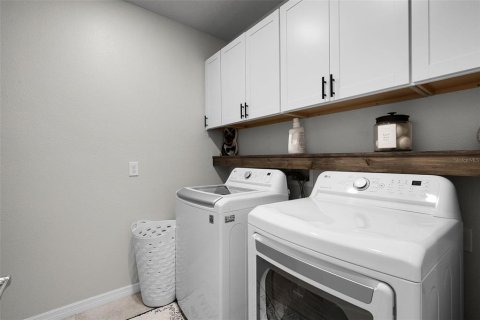 Casa en venta en Winter Haven, Florida, 4 dormitorios, 173.26 m2 № 1856370 - foto 17