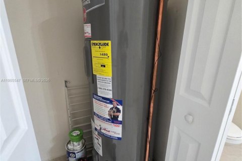 Copropriété à vendre à Davie, Floride: 2 chambres, 156.26 m2 № 2049556 - photo 17