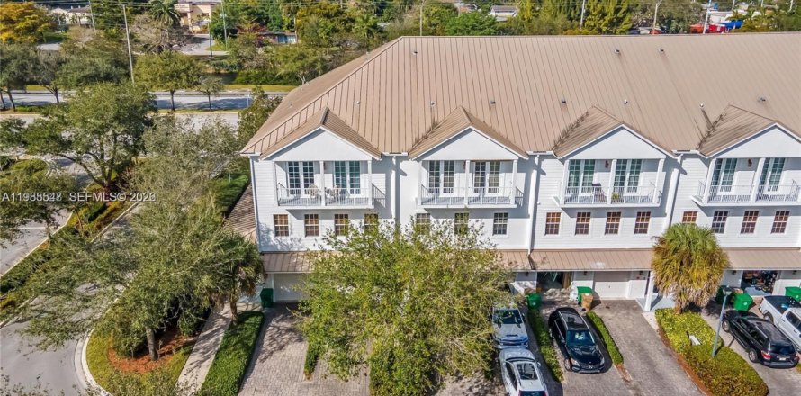 Condo à Davie, Floride, 2 chambres  № 2049556