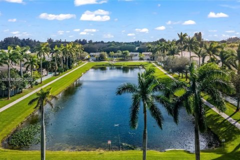 Copropriété à vendre à Davie, Floride: 2 chambres, 156.26 m2 № 2049556 - photo 27