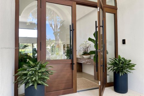 Casa en venta en Miami, Florida, 6 dormitorios, 392.88 m2 № 1454356 - foto 7