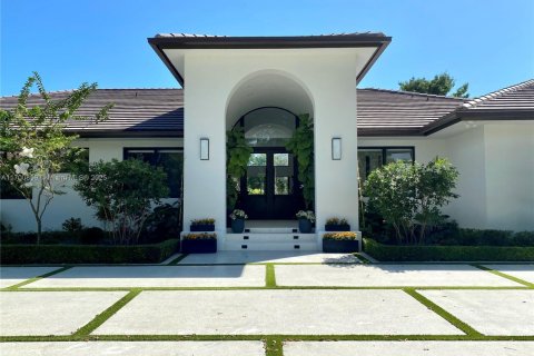 Casa en venta en Miami, Florida, 6 dormitorios, 392.88 m2 № 1454356 - foto 5