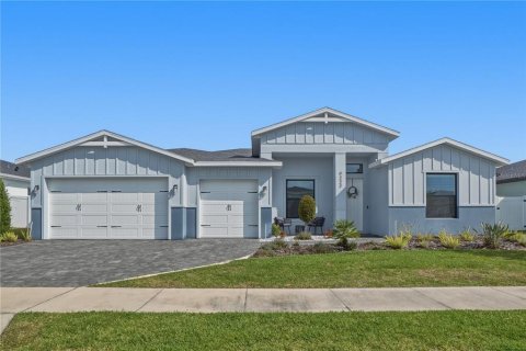 House in Orlando, Florida 4 bedrooms, 232.63 sq.m. № 2324625