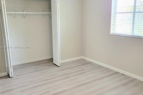 Купить таунхаус в Мирамар, Флорида 3 спальни, 121.33м2, № 2045206 - фото 12