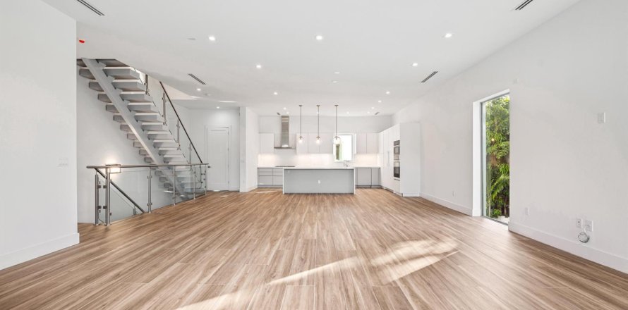 Townhouse in Fort Lauderdale, Florida 3 bedrooms, 311.04 sq.m. № 2154631