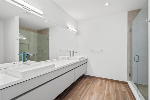 Townhouse in Fort Lauderdale, Florida 3 bedrooms, 311.04 sq.m. № 2154631 - photo 12