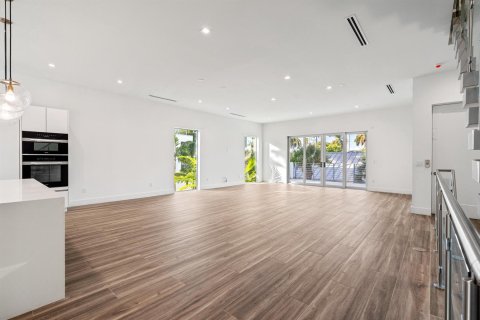 Townhouse in Fort Lauderdale, Florida 3 bedrooms, 311.04 sq.m. № 2154631 - photo 3