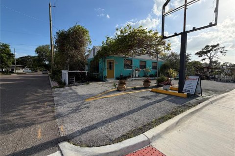 Commercial property in Saint Petersburg, Florida 274.43 sq.m. № 2142178 - photo 7