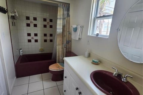 Купить виллу или дом в Брадентон-Бич, Флорида 6 комнат, 95.69м2, № 1679335 - фото 11