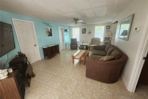 Villa ou maison à vendre à Bradenton Beach, Floride: 3 chambres, 95.69 m2 № 1679335 - photo 8