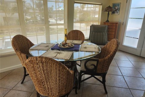 Villa ou maison à vendre à Bradenton Beach, Floride: 3 chambres, 95.69 m2 № 1679335 - photo 2